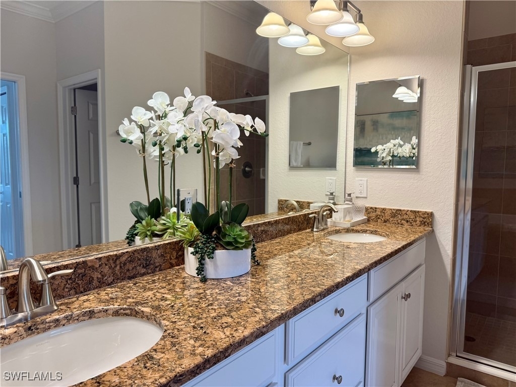 9498 Napoli Lane - Photo 37
