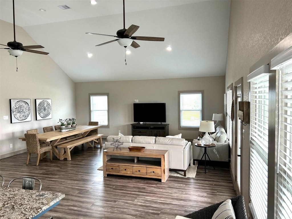 25024 Sausalito Drive - Photo 5