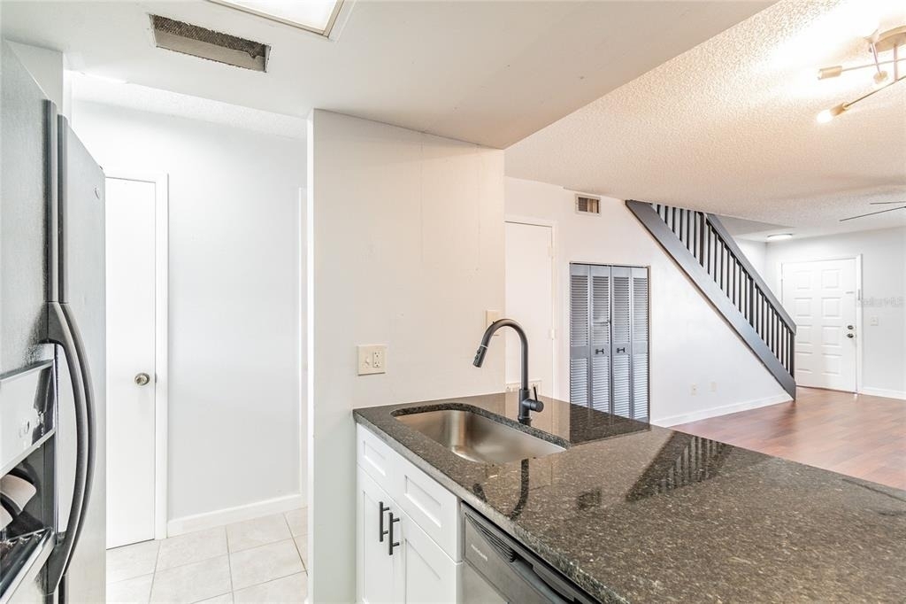 4907 W Mcelroy-a Avenue - Photo 4