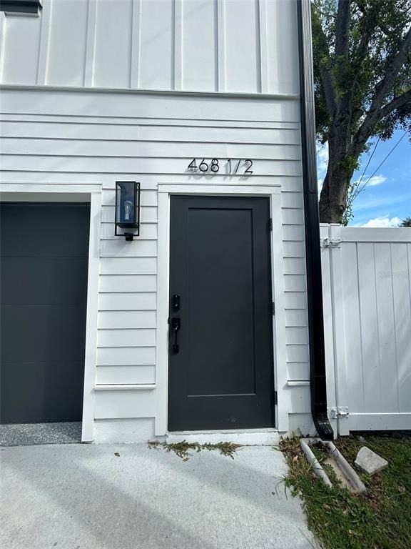 468 44th Avenue N - Photo 8