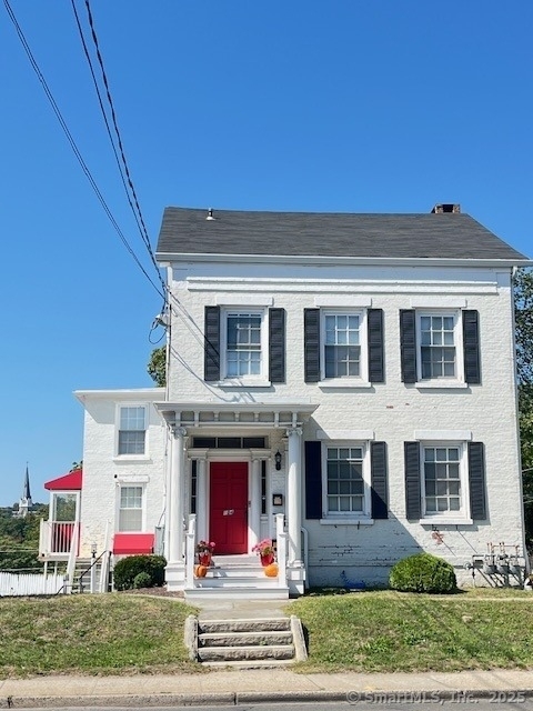 104 East Avenue - Photo 0