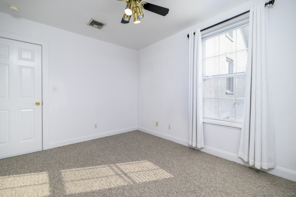 104 East Avenue - Photo 14