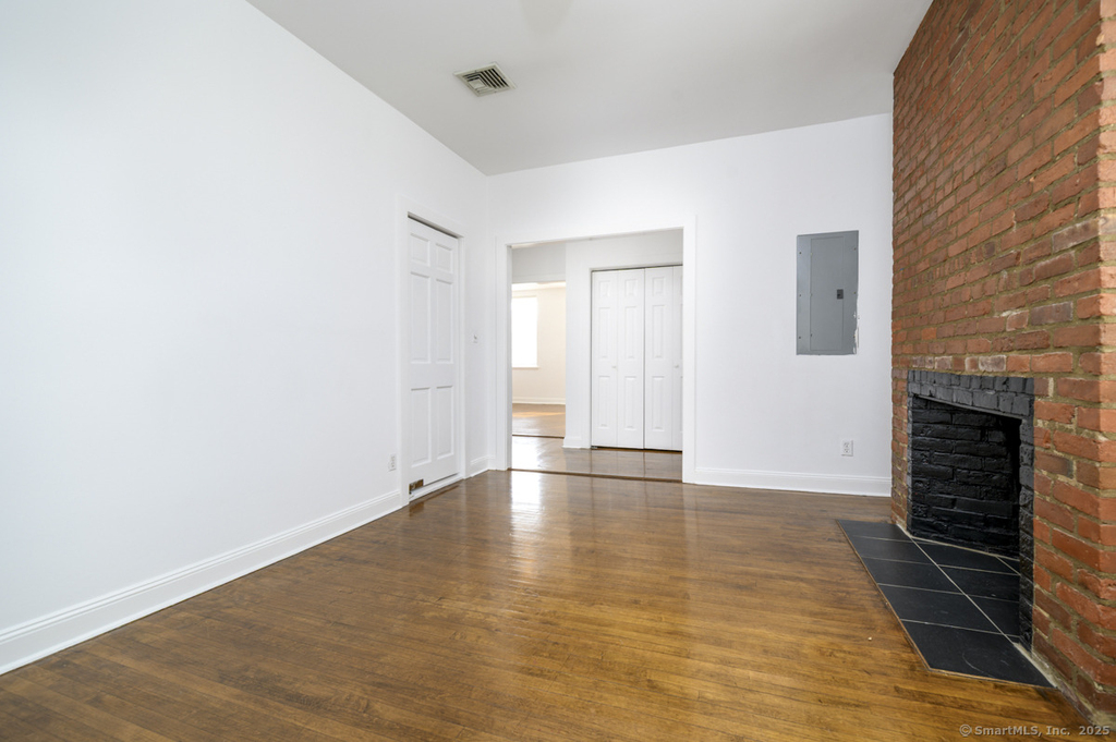 104 East Avenue - Photo 6