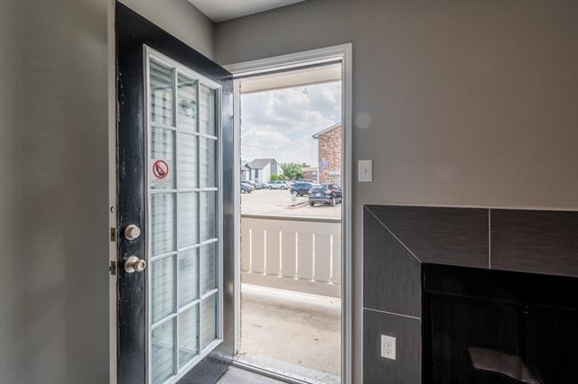 1900 Estrada Parkway - Photo 5