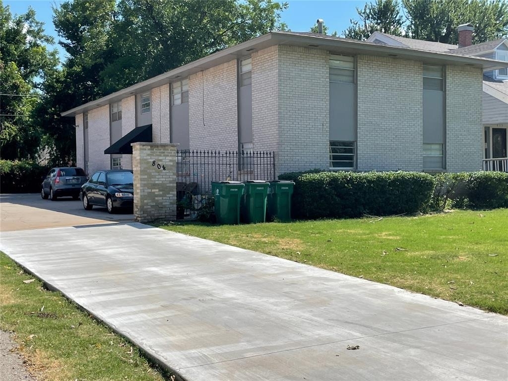 804 Nw 21st Street - Photo 0