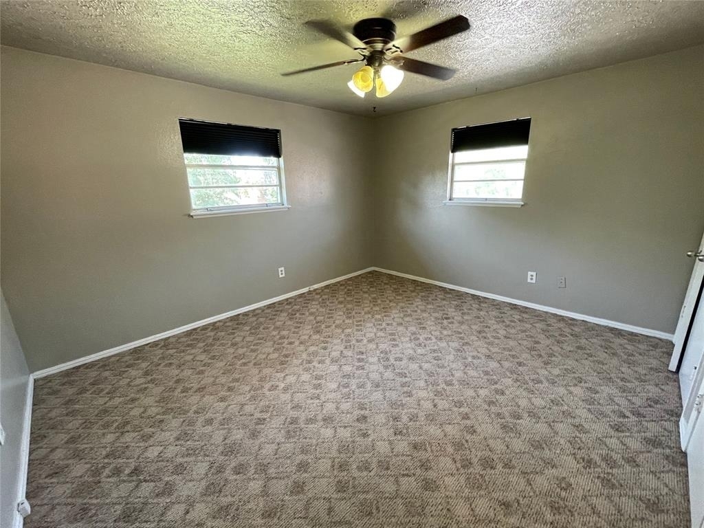 804 Nw 21st Street - Photo 2