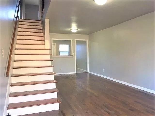 1102 Nw 27th Street - Photo 4