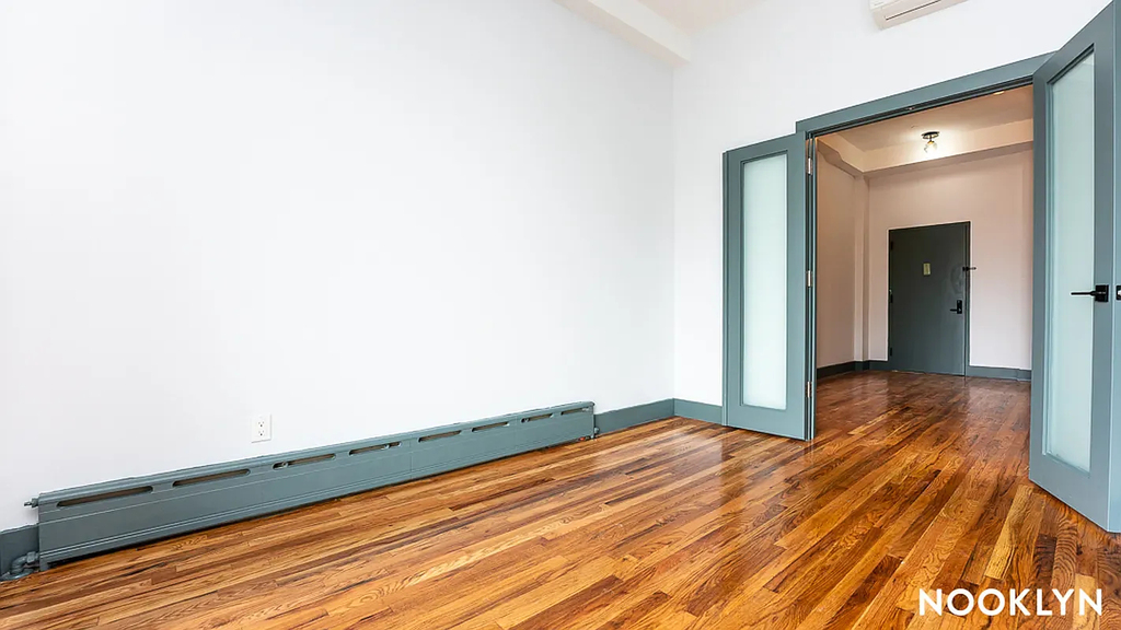 52 Monitor Street - Photo 5