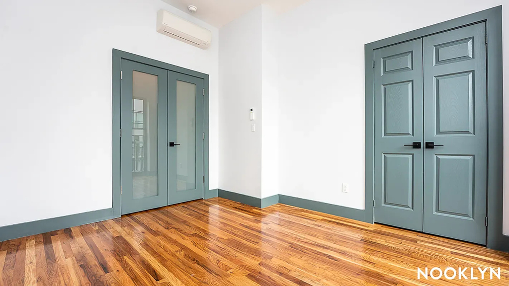 52 Monitor Street - Photo 6