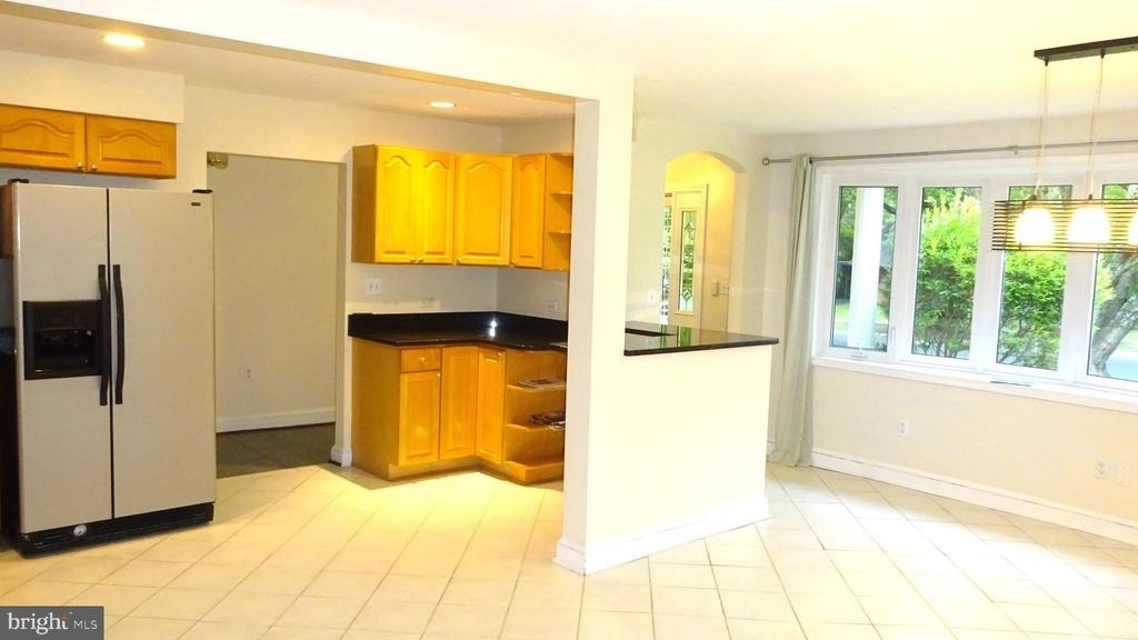 9804 Broad Street - Photo 7