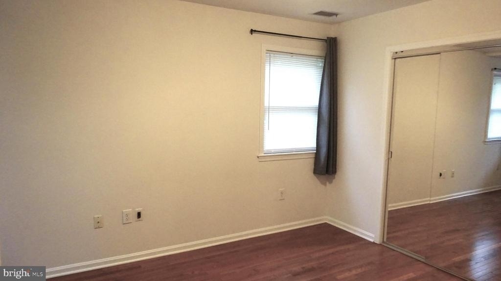 9804 Broad Street - Photo 15