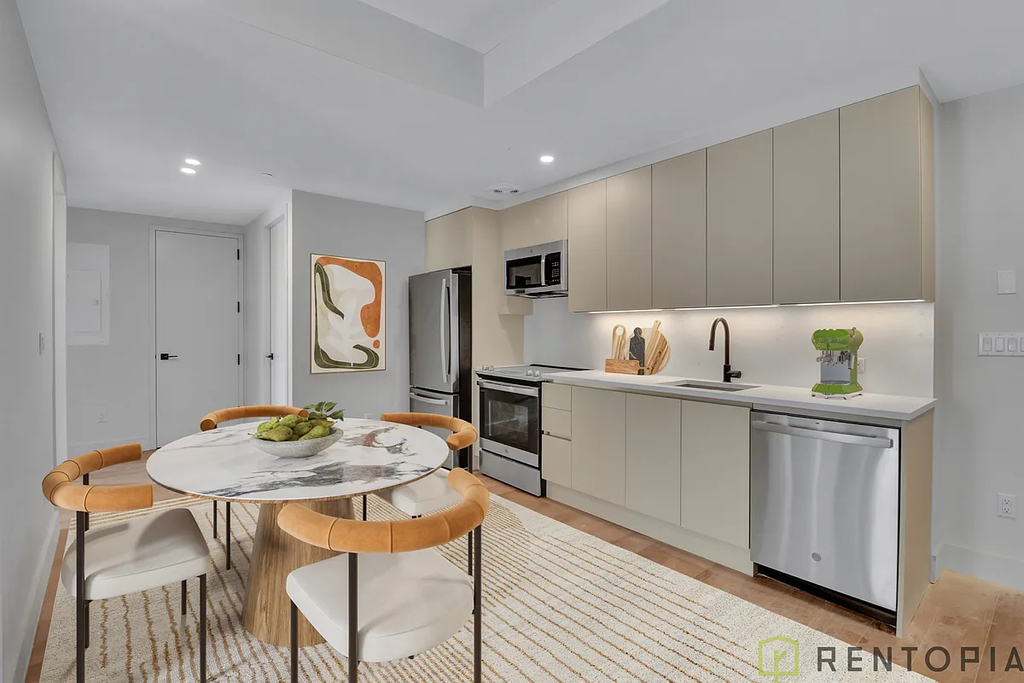 130 Hope Street - Photo 1