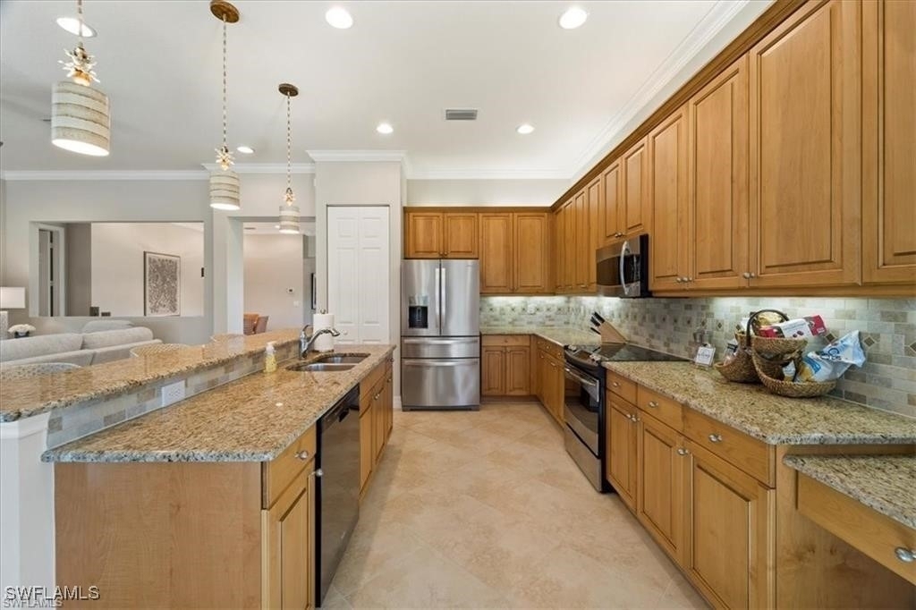 6670 Marbella Lane - Photo 6