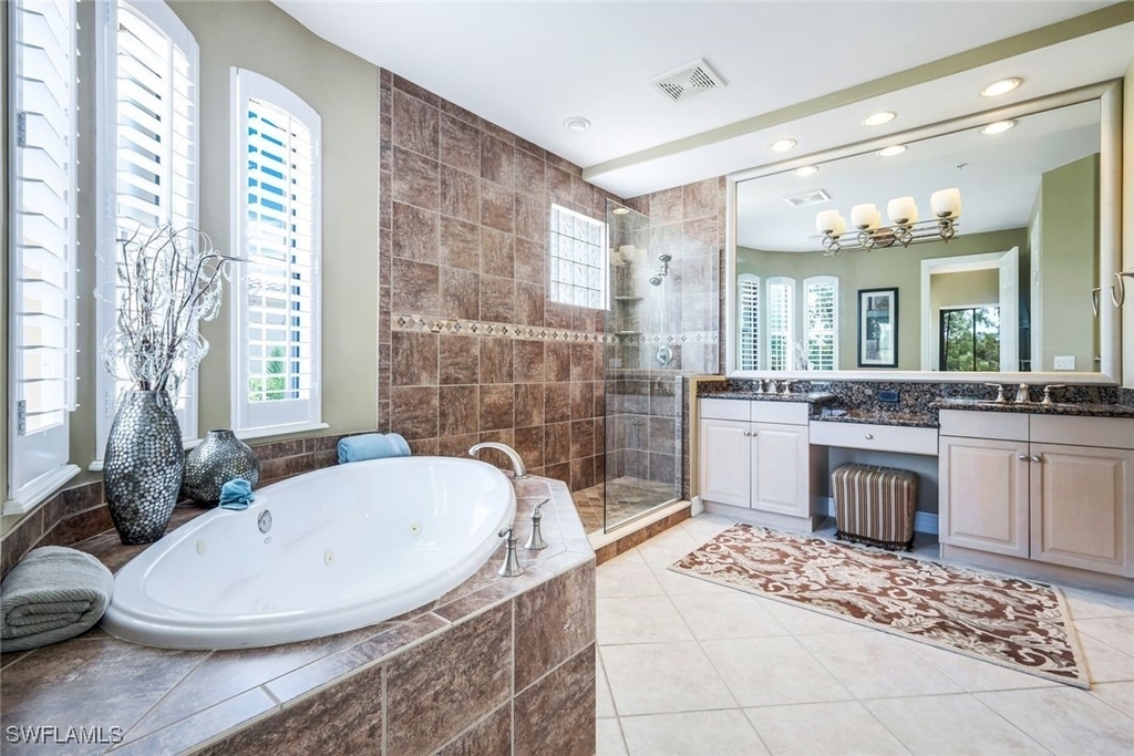 2826 Tiburon Boulevard E - Photo 10