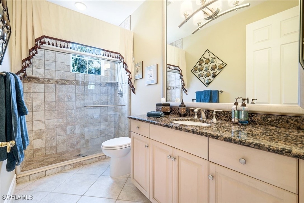 2826 Tiburon Boulevard E - Photo 12