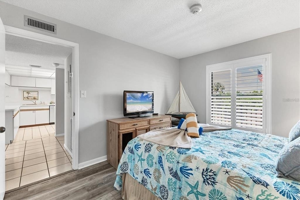 6480 Midnight Pass Road - Photo 27