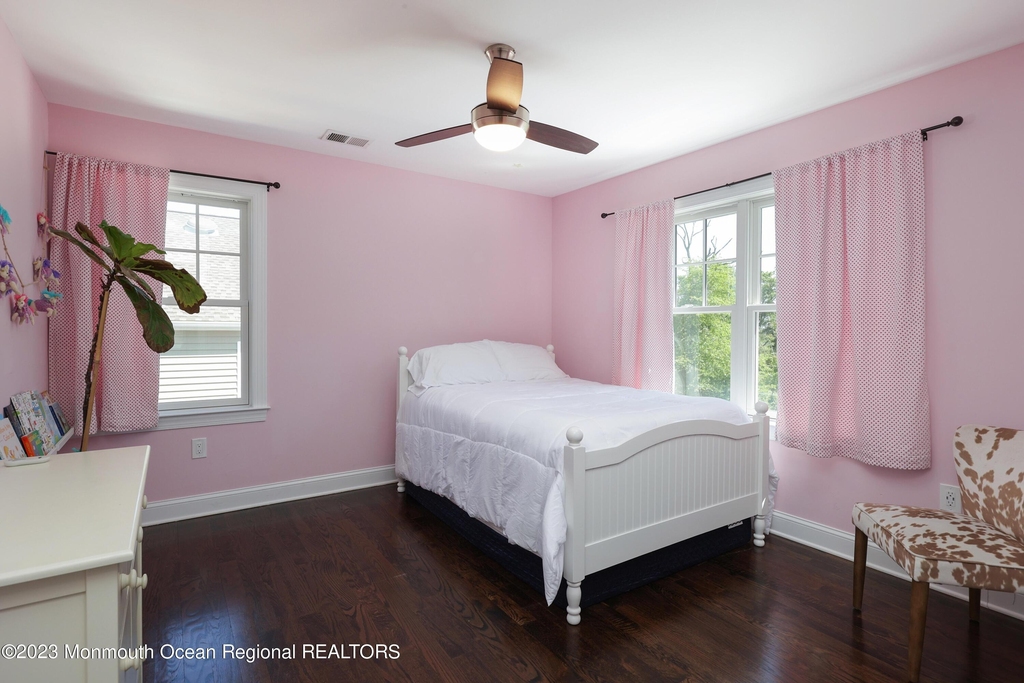155 Osborne Avenue - Photo 18