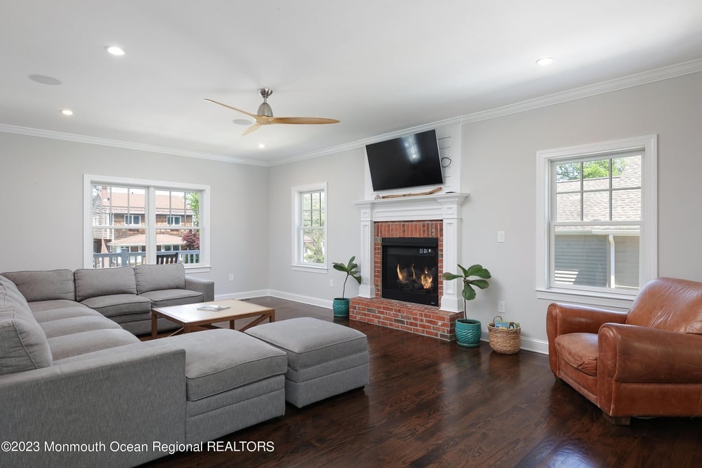 155 Osborne Avenue - Photo 12