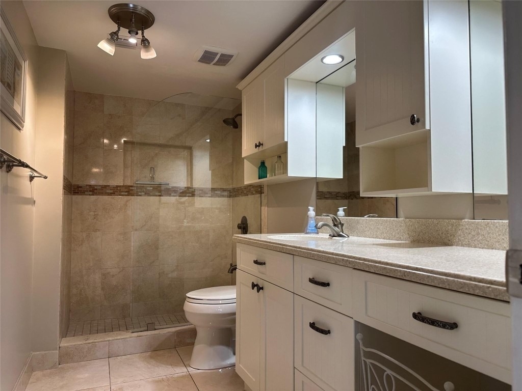 17801 N Bay Road - Photo 20
