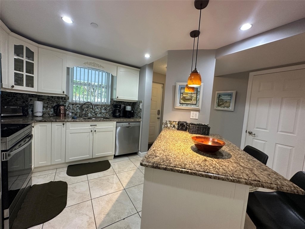 17801 N Bay Road - Photo 3