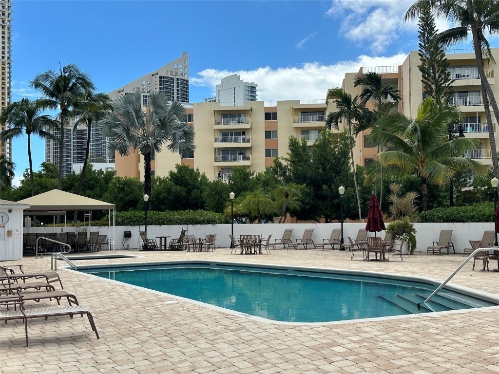 17801 N Bay Road - Photo 1