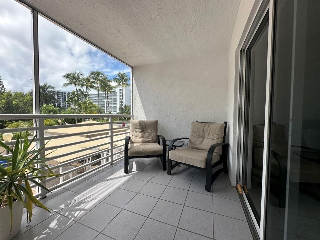 17801 N Bay Road - Photo 19