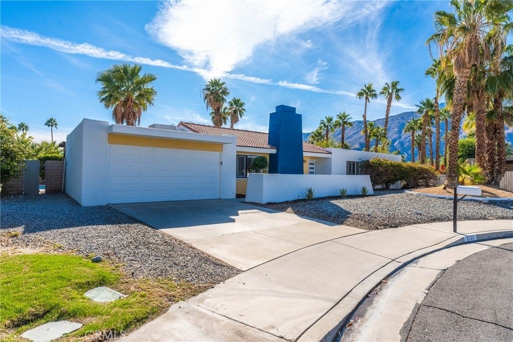 1123 E El Cid - Photo 3