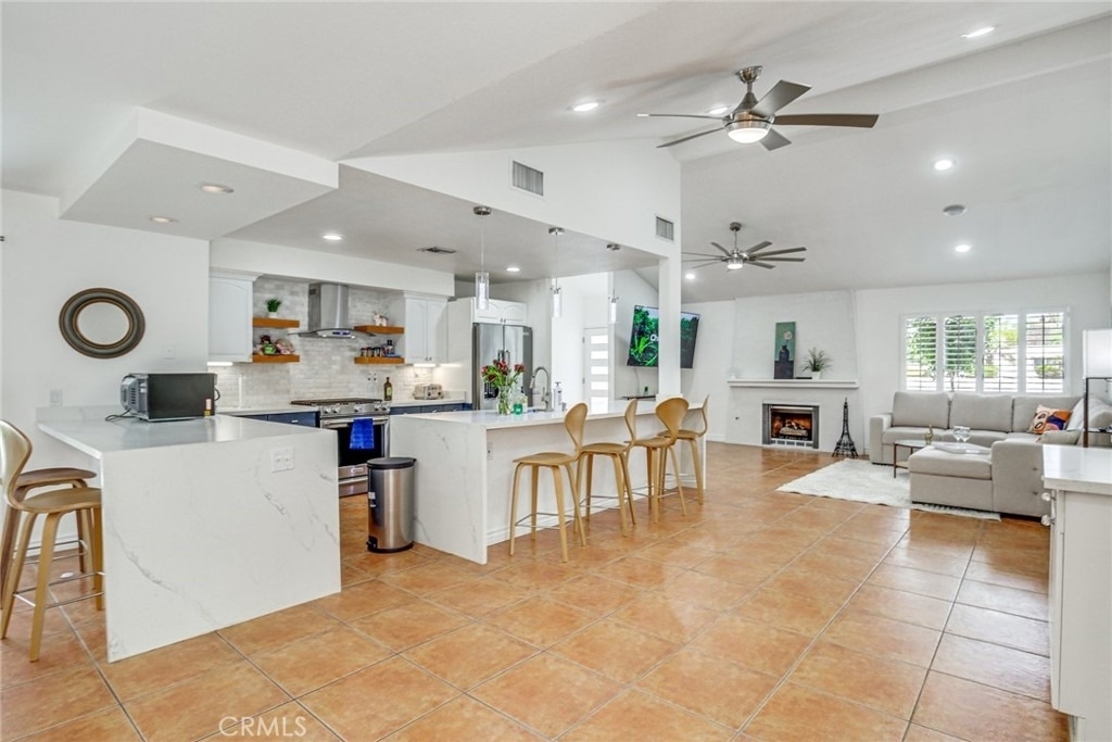1123 E El Cid - Photo 11