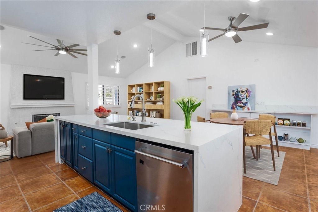 1123 E El Cid - Photo 12