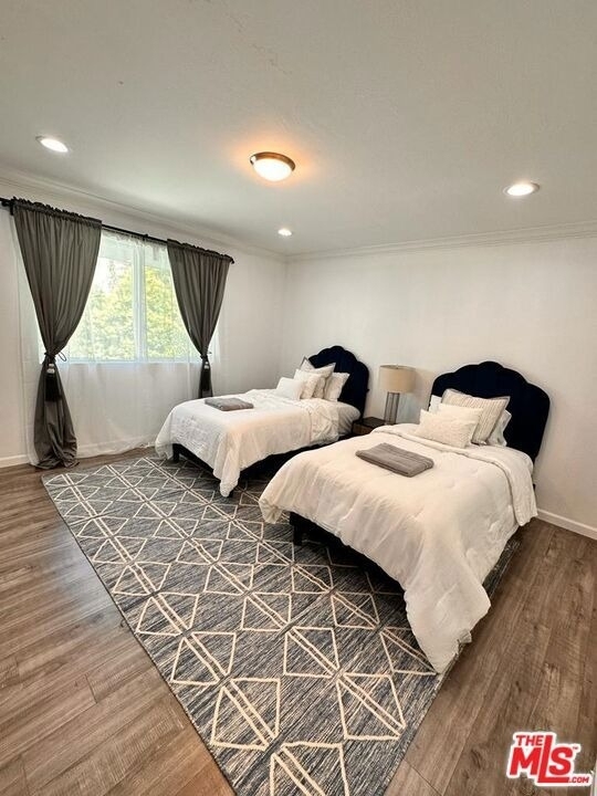 5757 Agnes Avenue - Photo 5