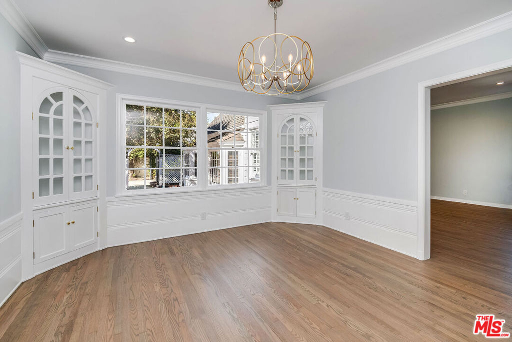 4649 Sancola Avenue - Photo 21