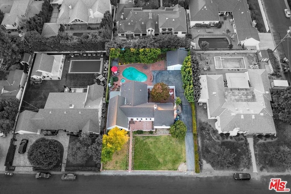 4649 Sancola Avenue - Photo 50