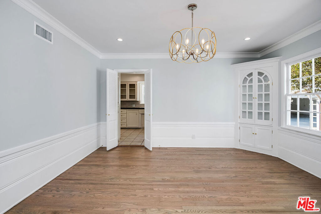 4649 Sancola Avenue - Photo 20