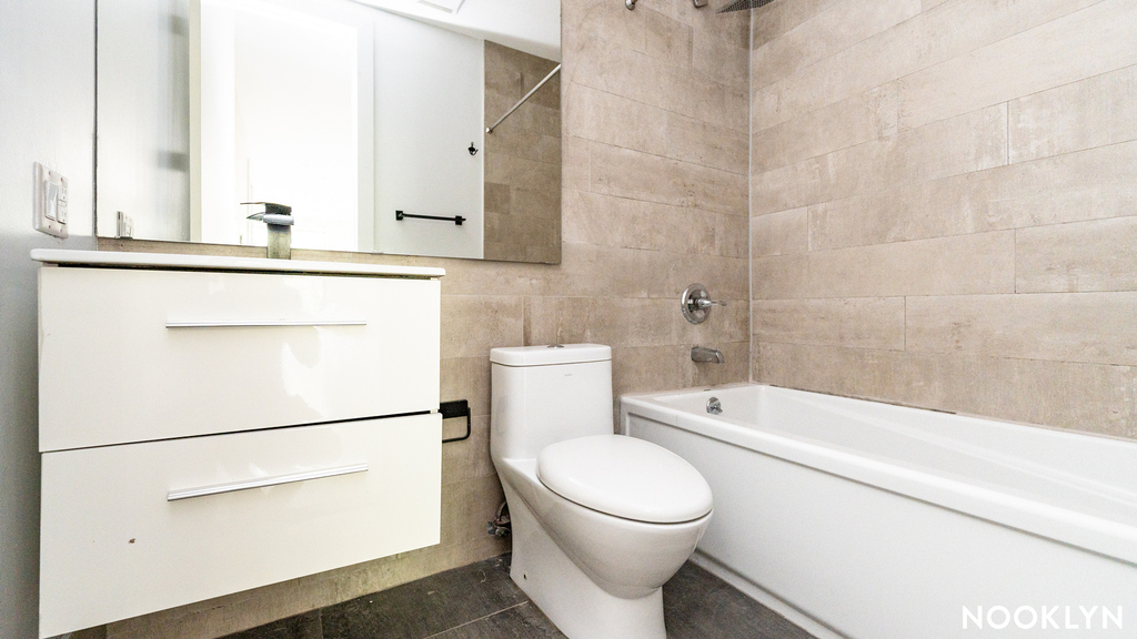 1142 Lafayette Avenue - Photo 5