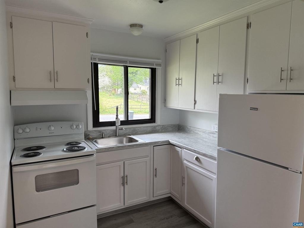115 Apple Tree Rd - Photo 4