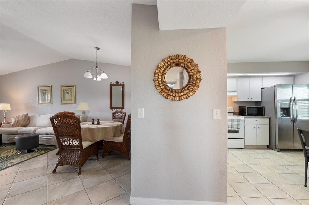 449 Royal Poinciana - Photo 4
