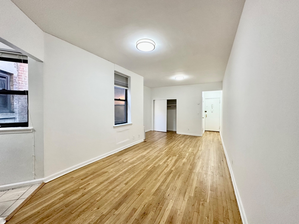 205 West 91st Street - Photo 3