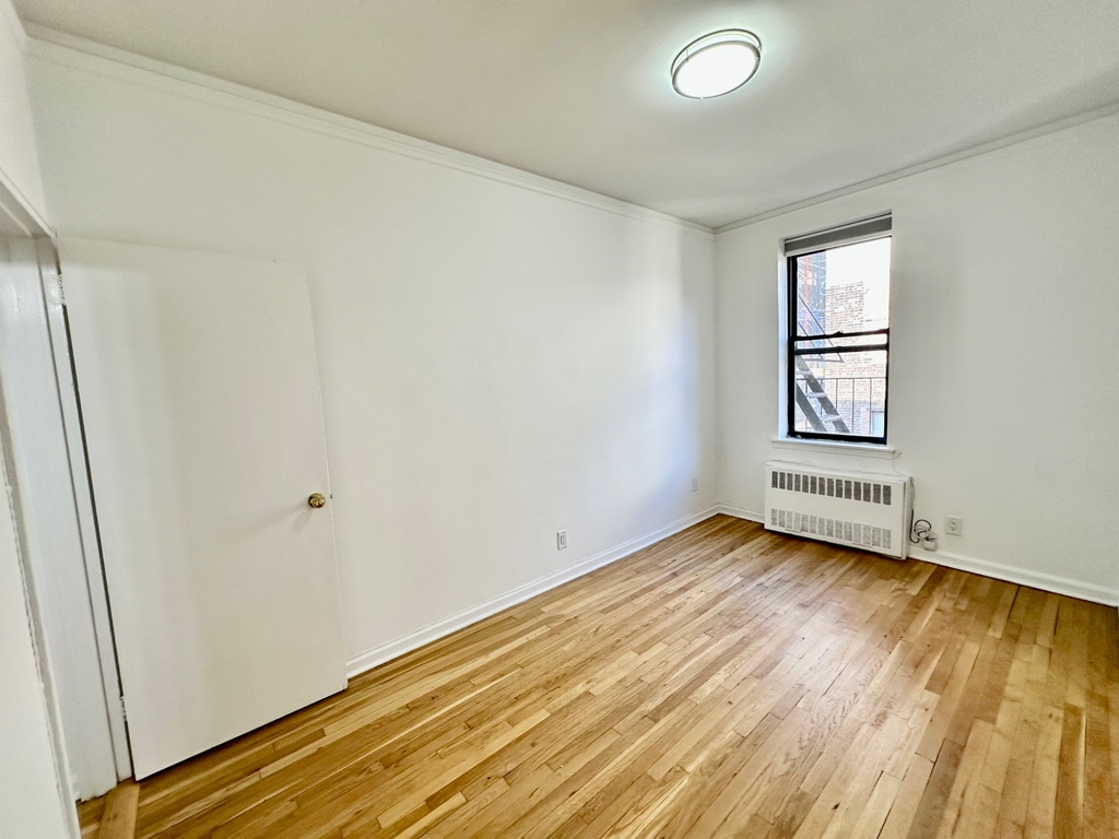 205 West 91st Street - Photo 8