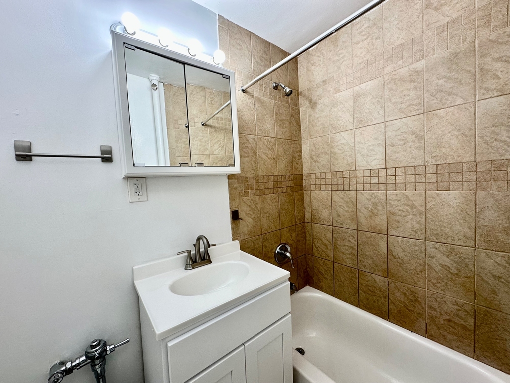 205 West 91st Street - Photo 6