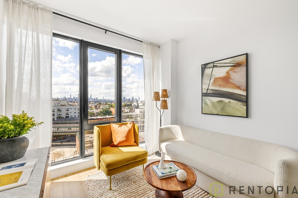 60 Cedar Street - Photo 3