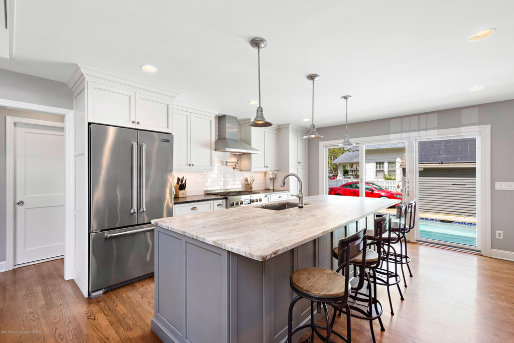 344 Euclid Avenue - Photo 3