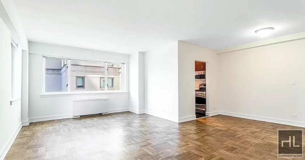 East 71st Street - Photo 1