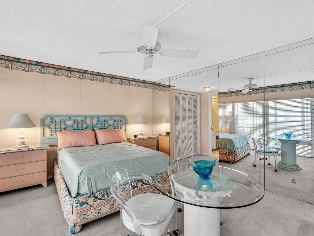 1537 E Hillsboro Boulevard - Photo 32