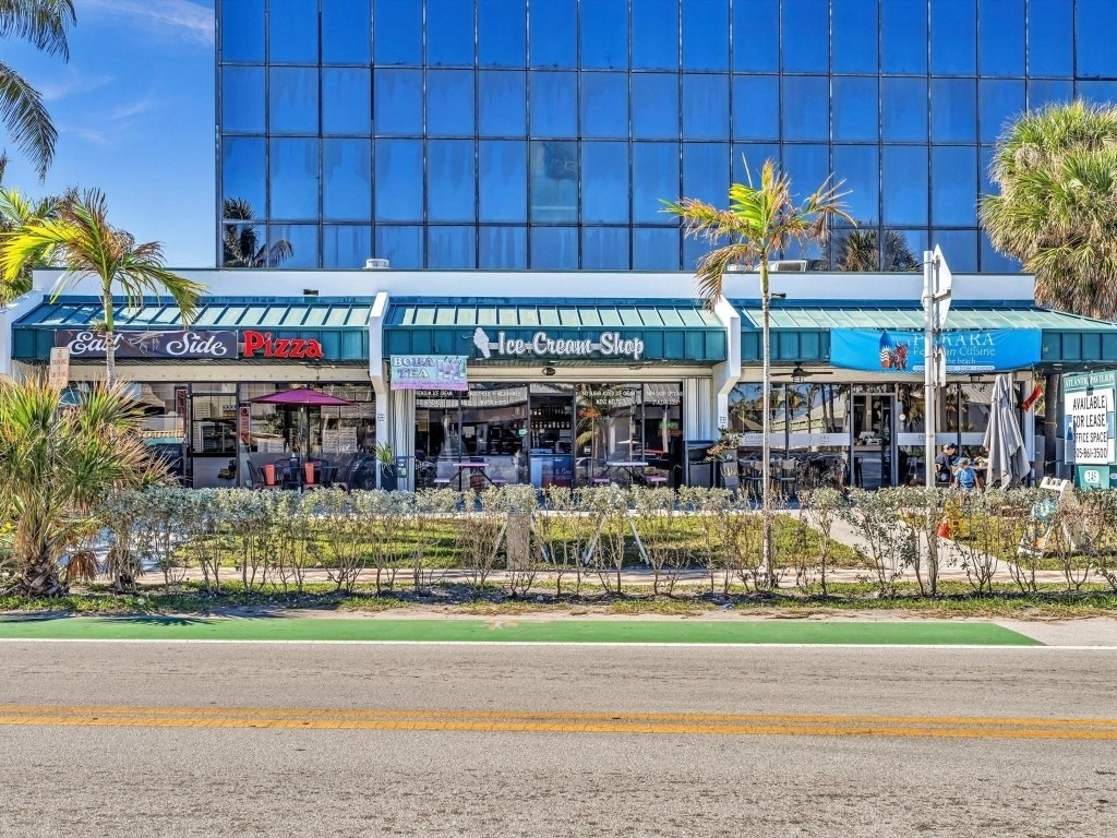 1537 E Hillsboro Boulevard - Photo 45