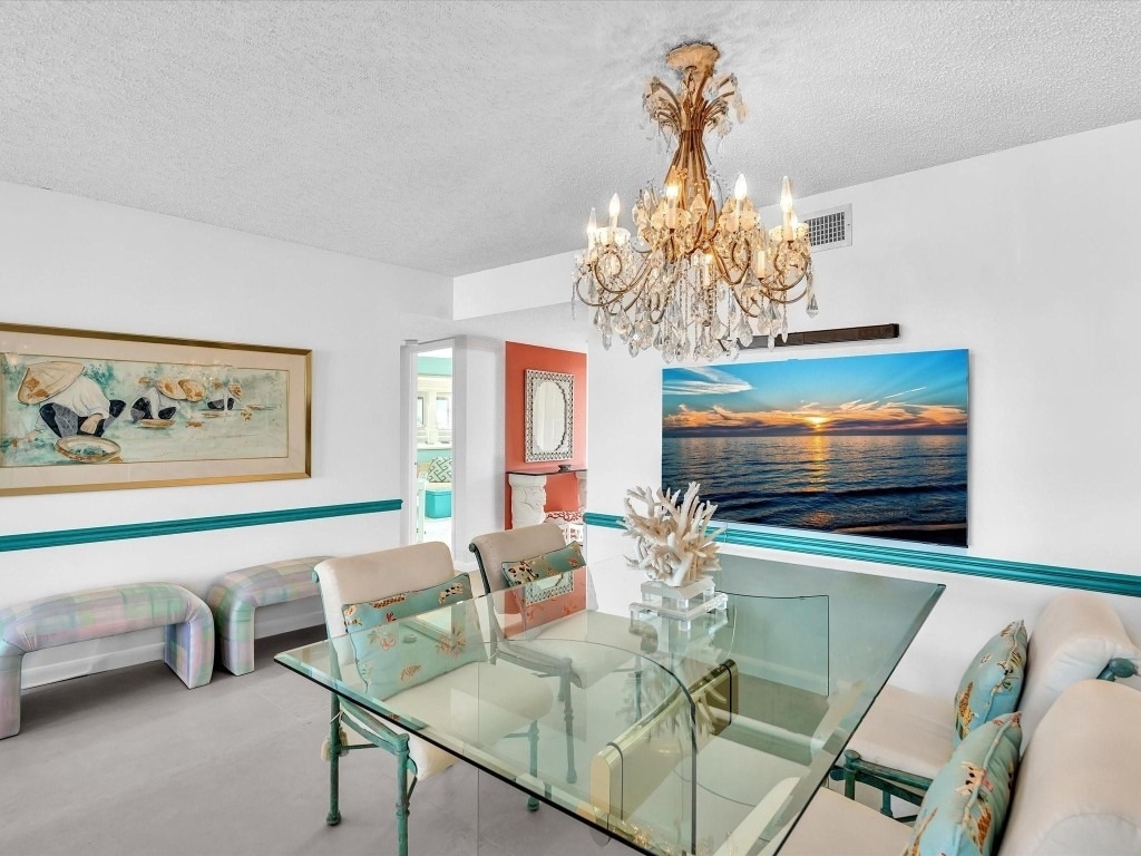1537 E Hillsboro Boulevard - Photo 14