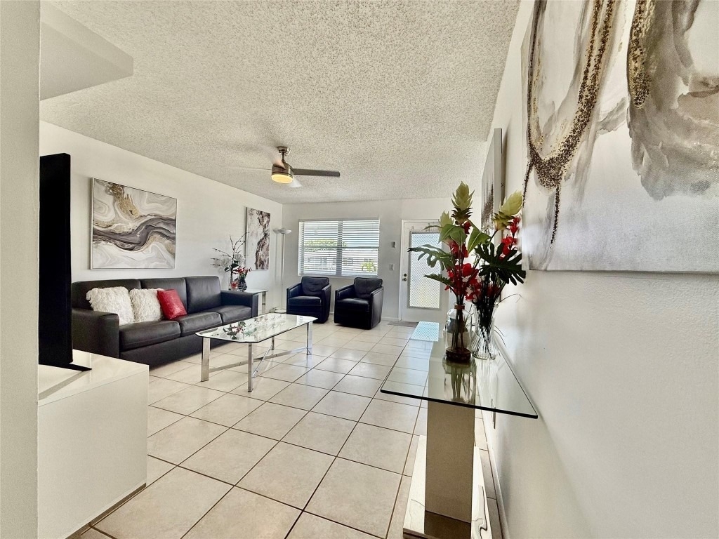 144 Farnham F - Photo 10