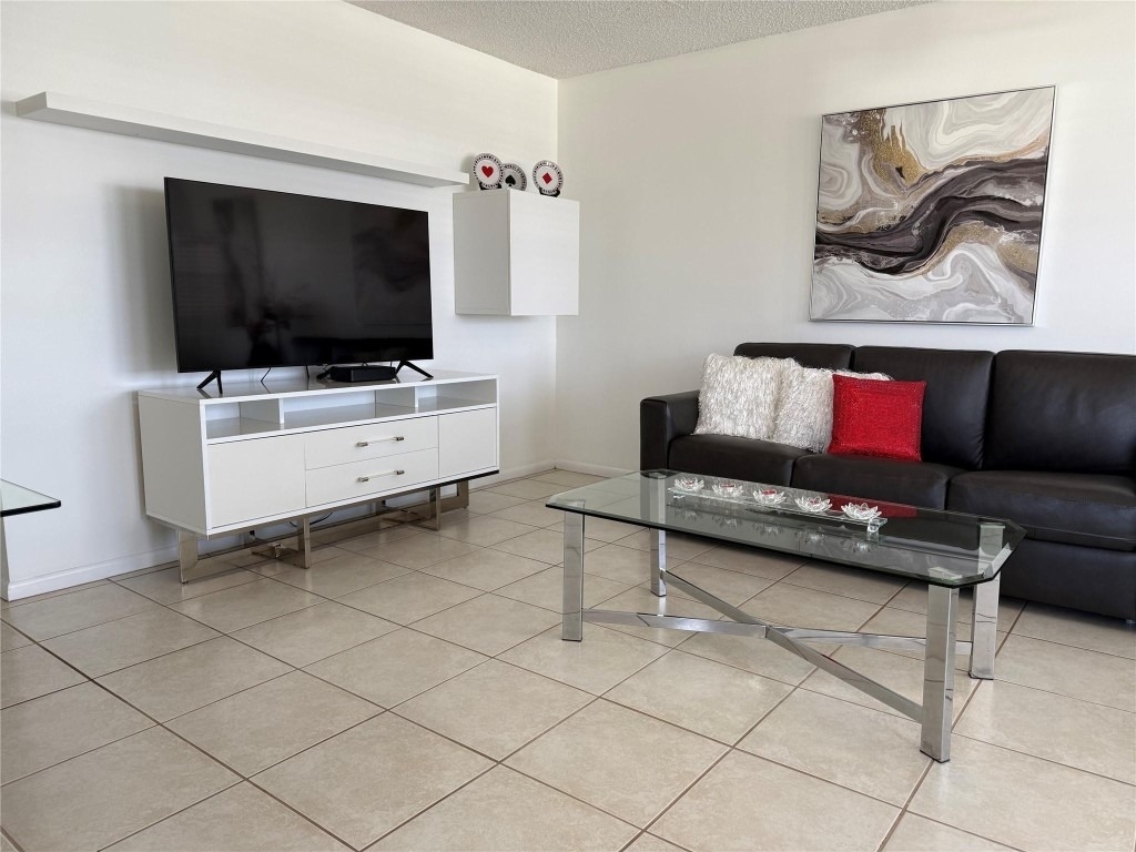 144 Farnham F - Photo 3