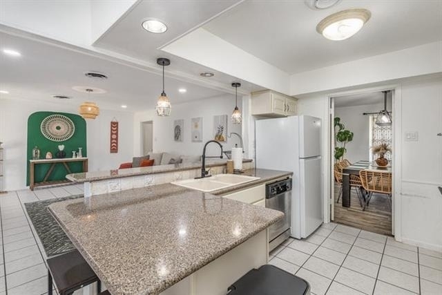 2404 Crestview Circle - Photo 10