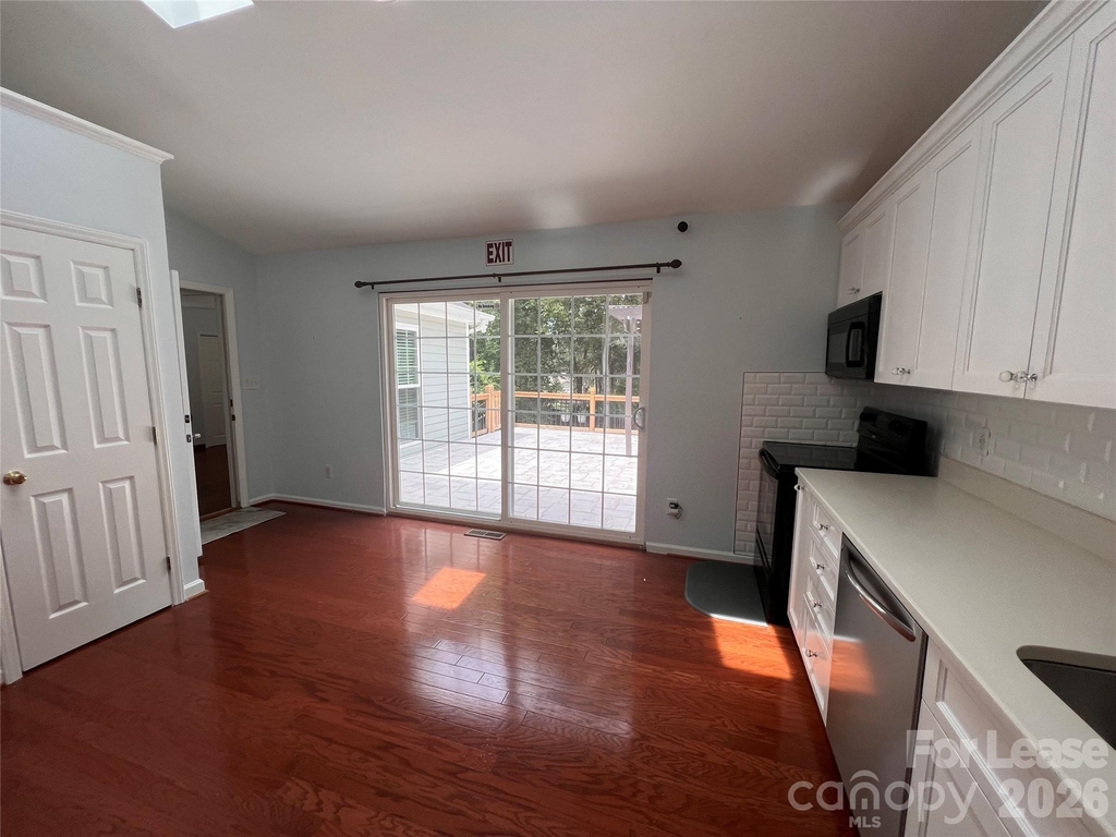 5312 Rea Road - Photo 8