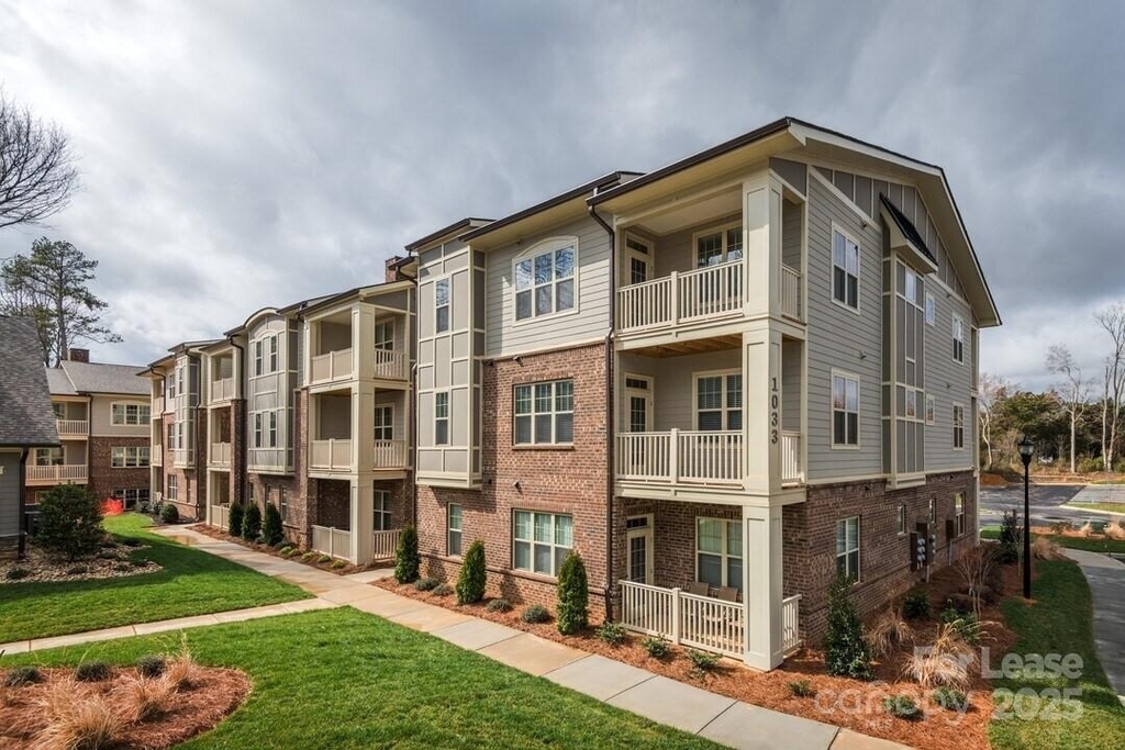 1021 Glenn Valley Lane - Photo 1